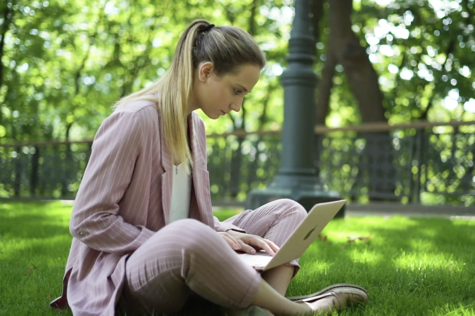 Apprentie entrepreneuse au travail formateurs d'entrepreneurs, A propos de vos formateurs