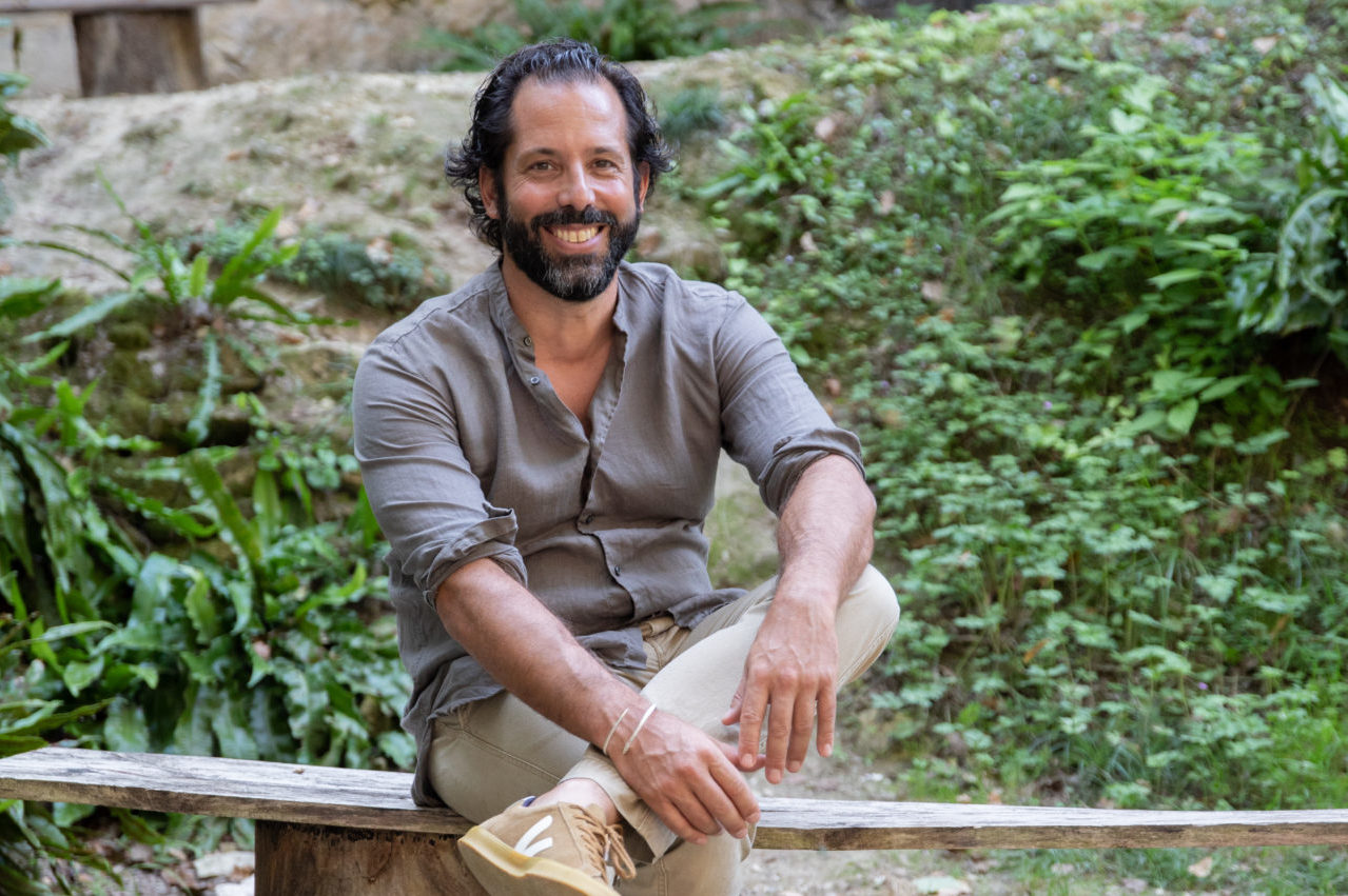 Coach Benjamin assis au vert formateurs d'entrepreneurs, A propos de vos formateurs