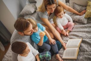 slow parenting, Slow parenting : ralentir pour une vie de famille plus épanouie